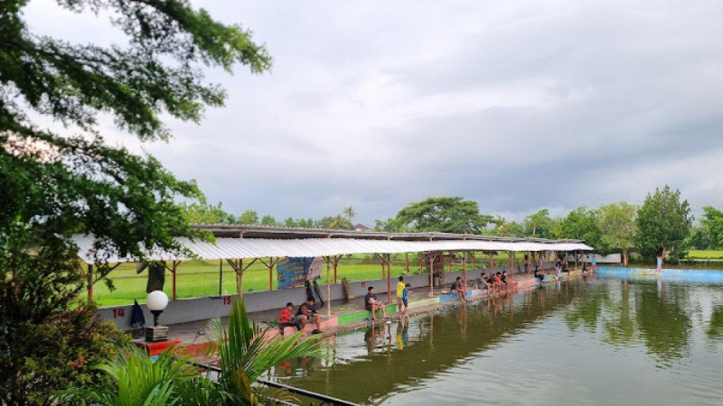 Pemancingan Tirto Mili pasung